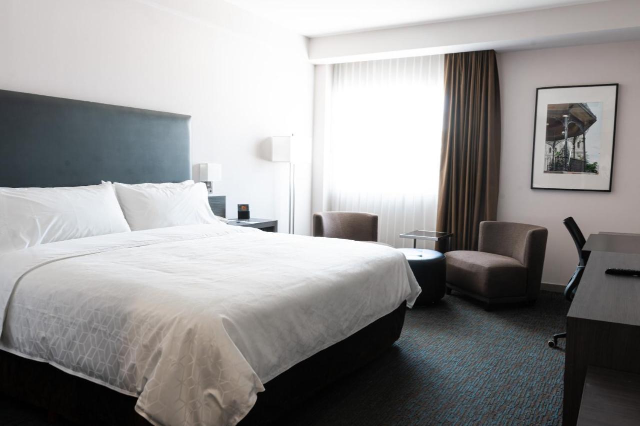 Holiday Inn Express Hotel & Suites Hermosillo By Ihg Exterior foto