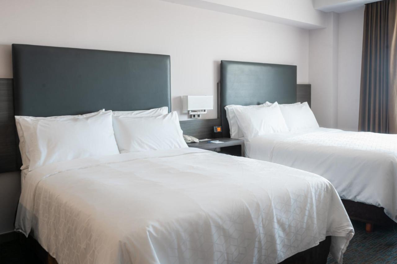 Holiday Inn Express Hotel & Suites Hermosillo By Ihg Exterior foto