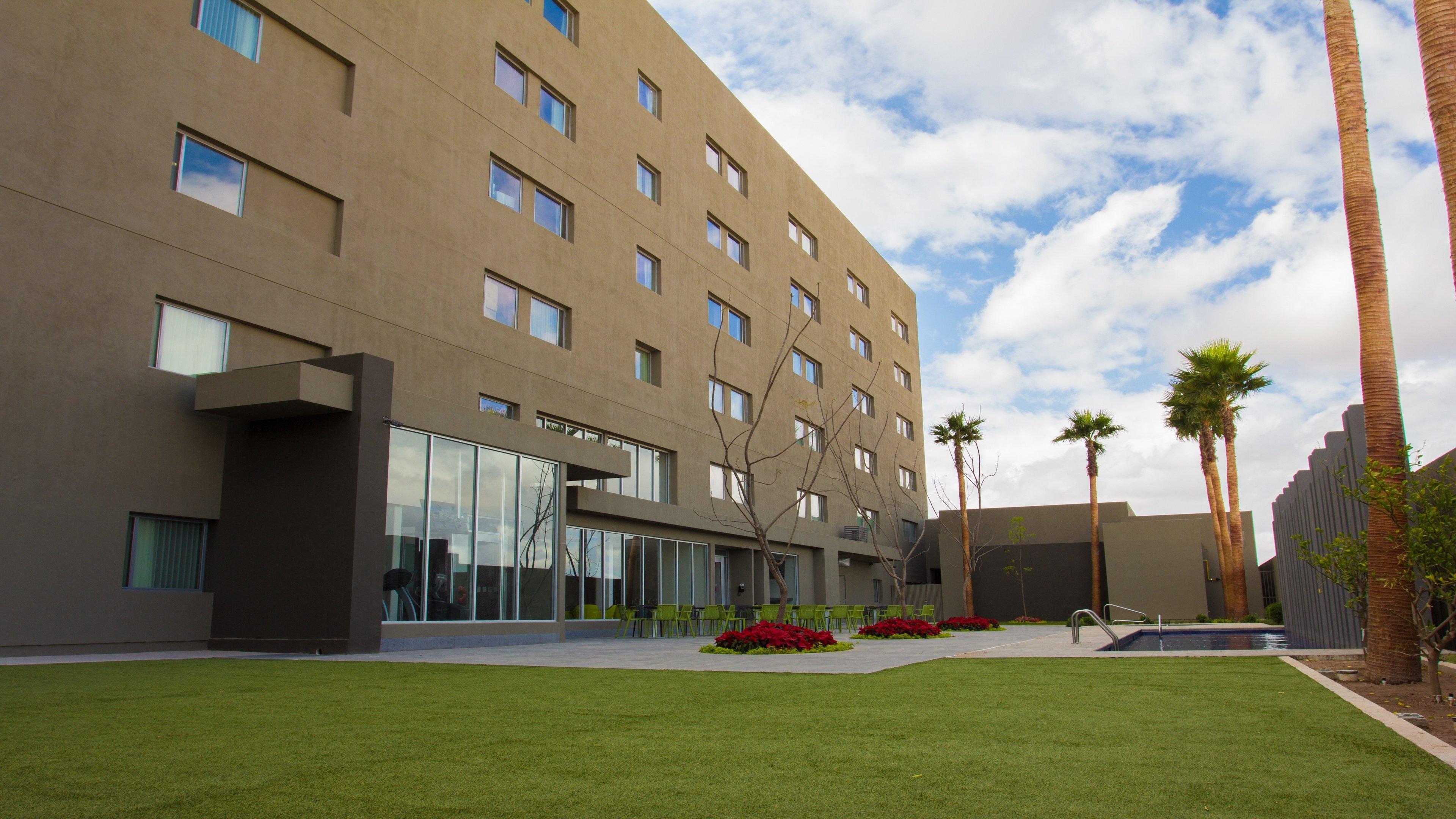 Holiday Inn Express Hotel & Suites Hermosillo By Ihg Exterior foto