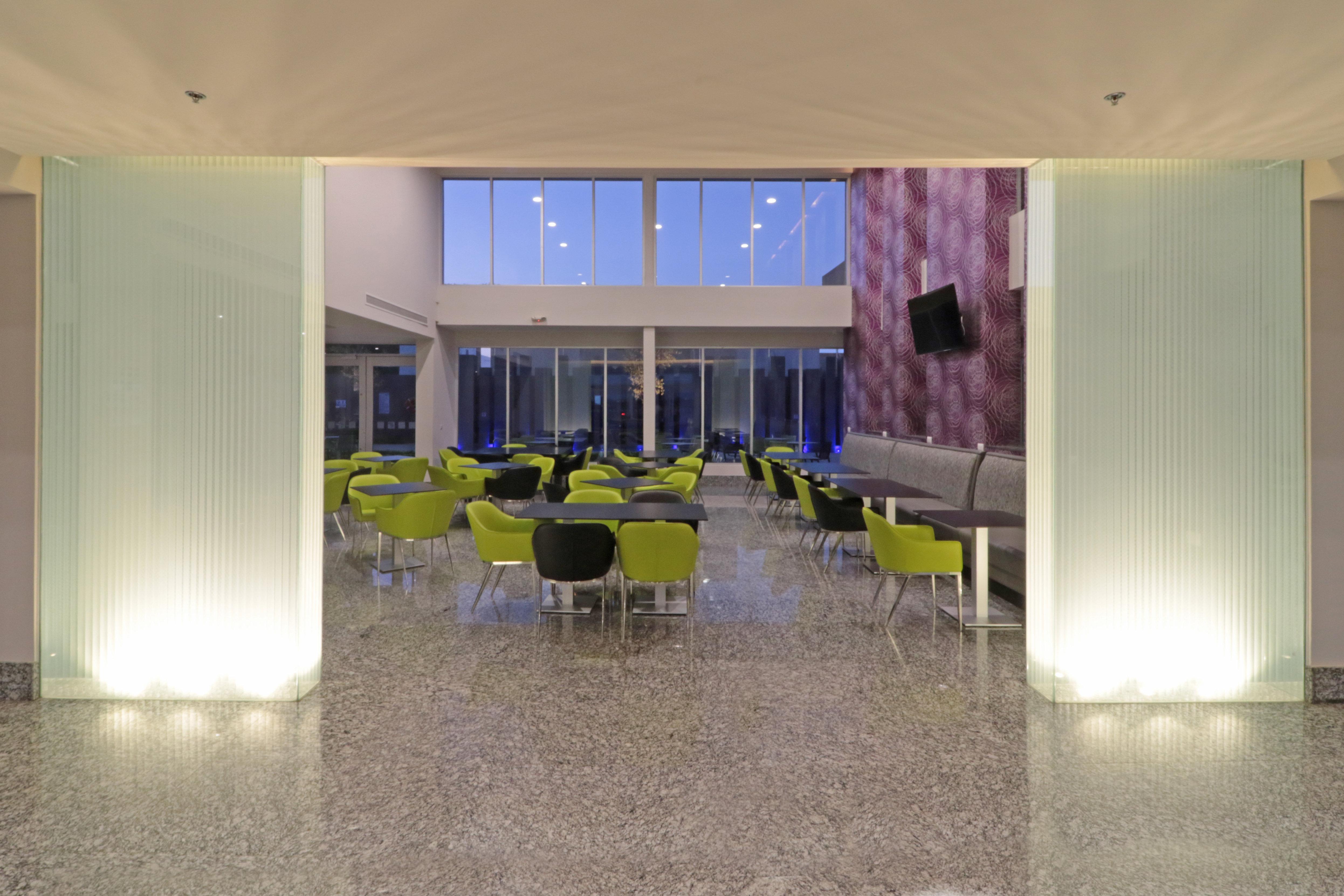 Holiday Inn Express Hotel & Suites Hermosillo By Ihg Exterior foto