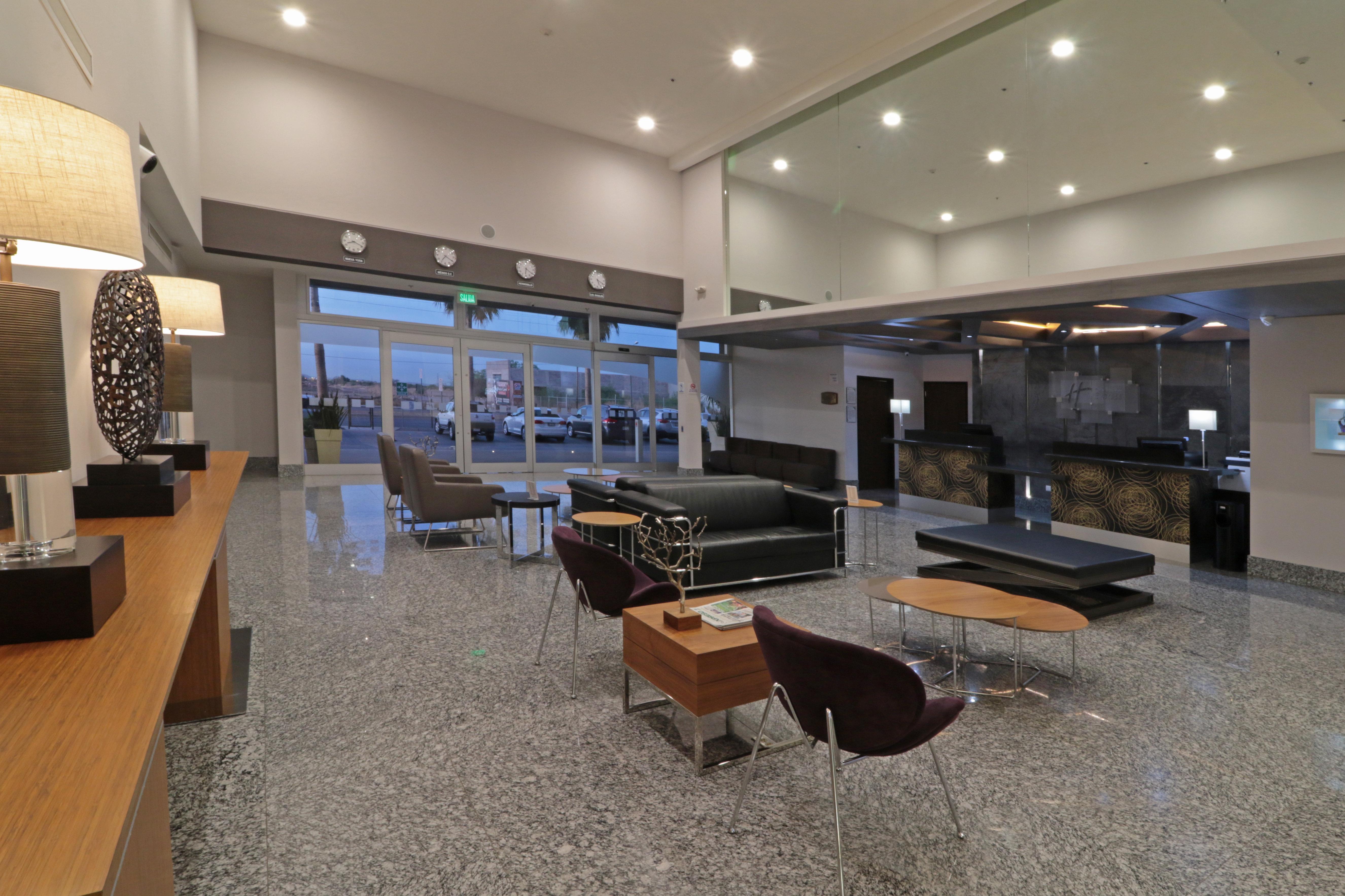 Holiday Inn Express Hotel & Suites Hermosillo By Ihg Exterior foto