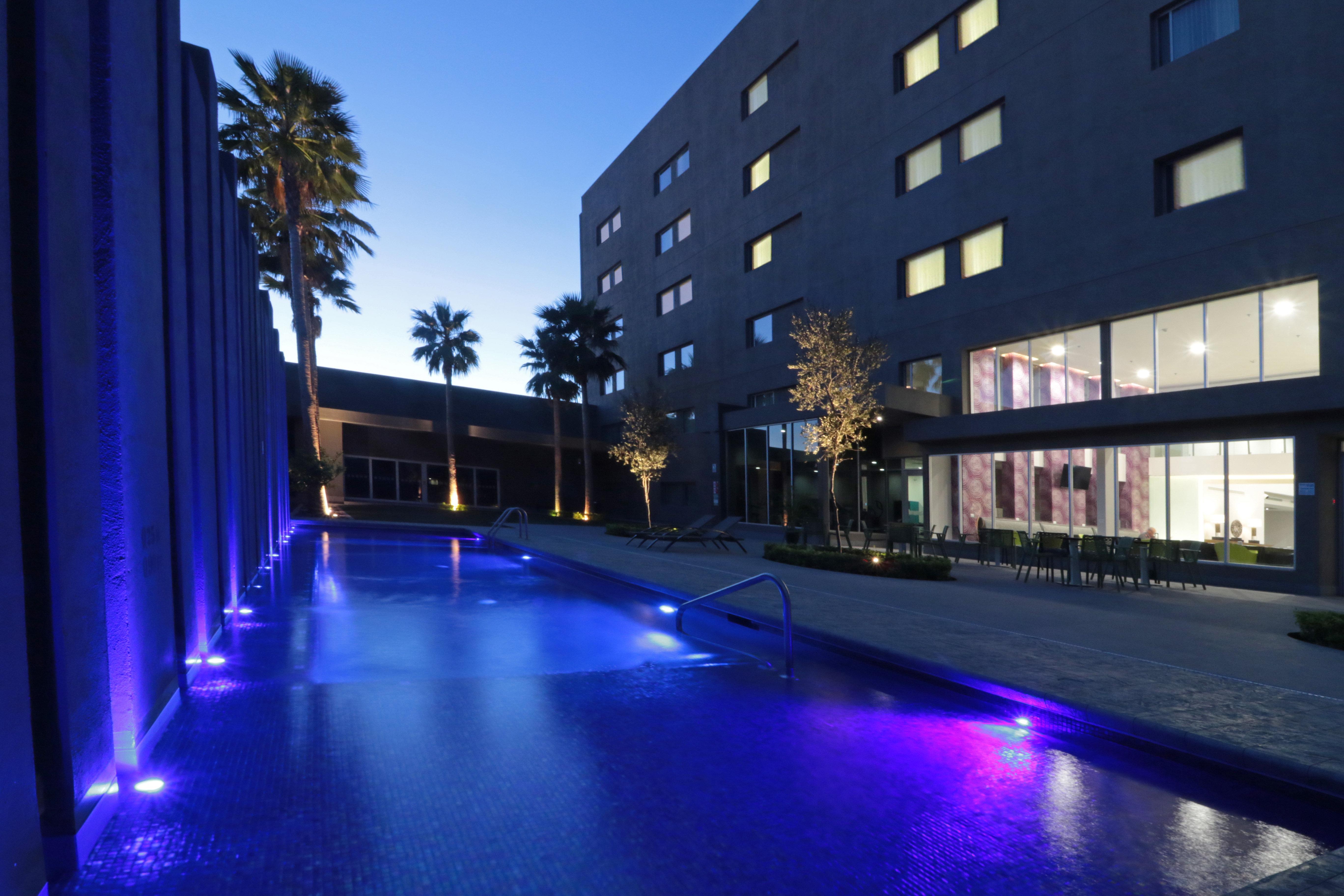 Holiday Inn Express Hotel & Suites Hermosillo By Ihg Exterior foto